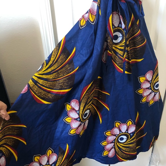 Dazzling blue ethnic print wrap dress - Picture 3 of 6
